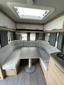 Fahrzeugbild Knaus Südwind BLACK SELECTION 500 FU Rundsitzgruppe #15