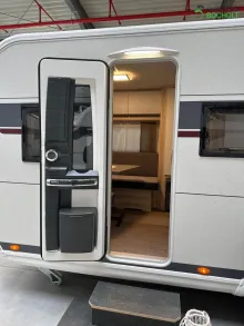 Fahrzeugbild Hobby De Luxe 495 UL Modell 2027 #5