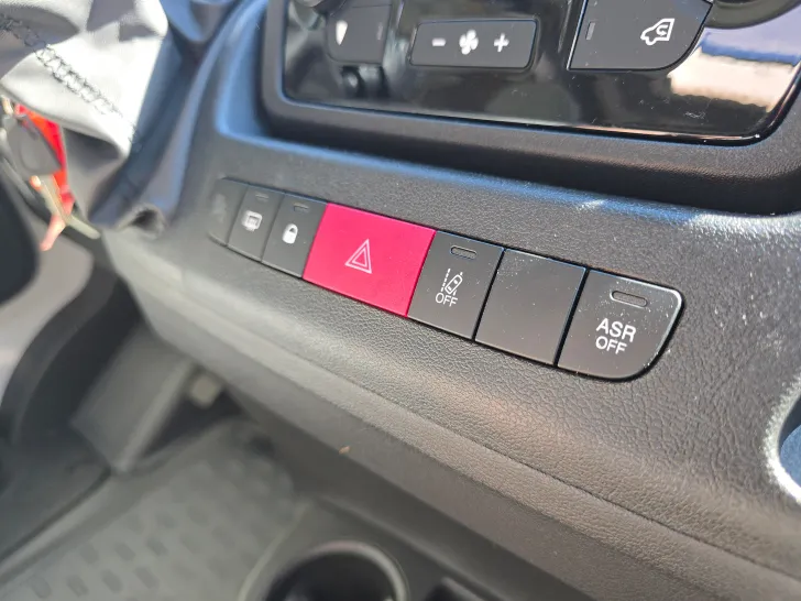 Fahrzeugbild Pössl D-Line Trenta 540 R KAS 322 #31