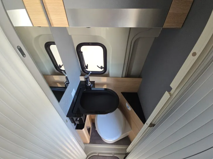 Fahrzeugbild Pössl D-Line Trenta 540 R KAS 322 #48