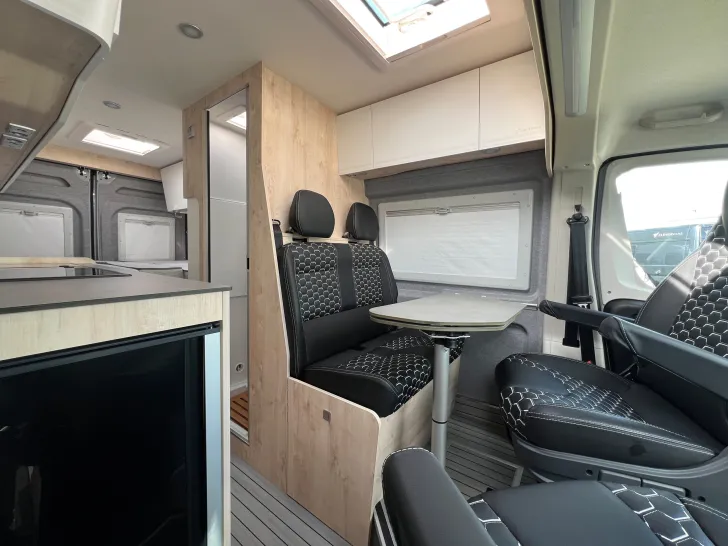 Fahrzeugbild Clever Van Spirit 600 #44