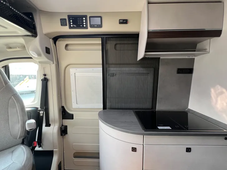 Fahrzeugbild Pössl H-Line Summit Shine 600 R #38