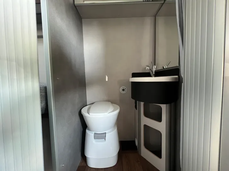 Fahrzeugbild Pössl H-Line Summit Shine 600 R #47