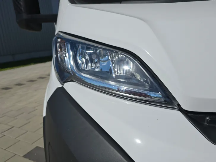 Fahrzeugbild Sunlight ALKOVEN A 70 #5