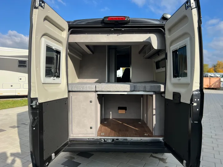 Fahrzeugbild Pössl H-Line Summit Shine 600 R #11