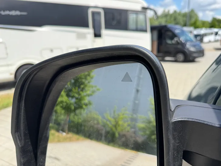 Fahrzeugbild Pössl D-Line Trenta 600 #20