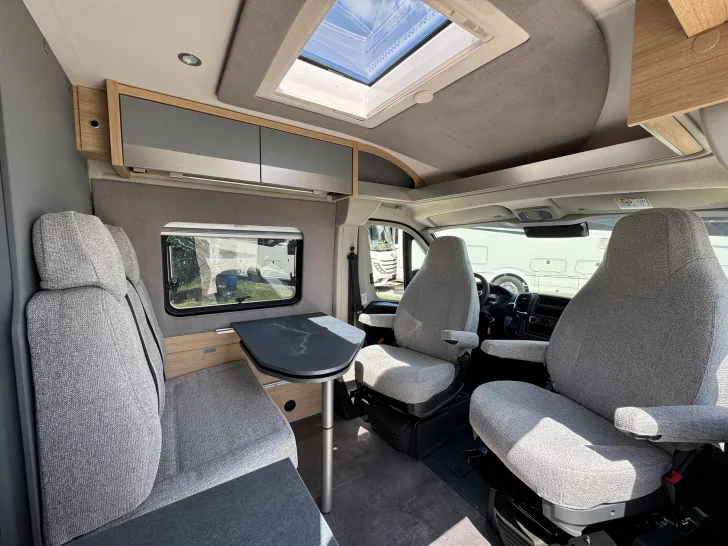 Fahrzeugbild Pössl D-Line Trenta 600 #24