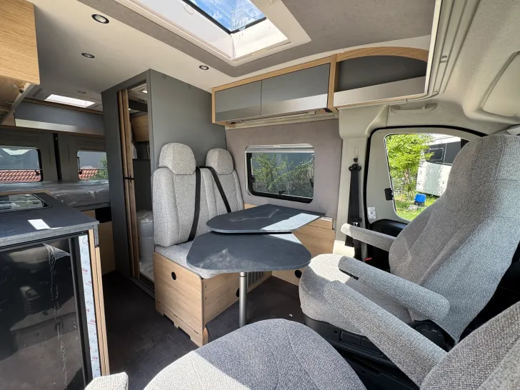 Fahrzeugbild Pössl D-Line Trenta 600 #42