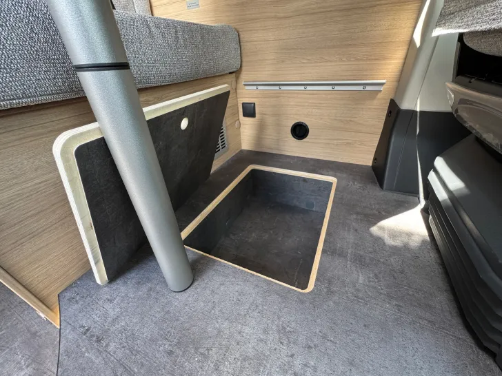 Fahrzeugbild Pössl D-Line Trenta 600 #43