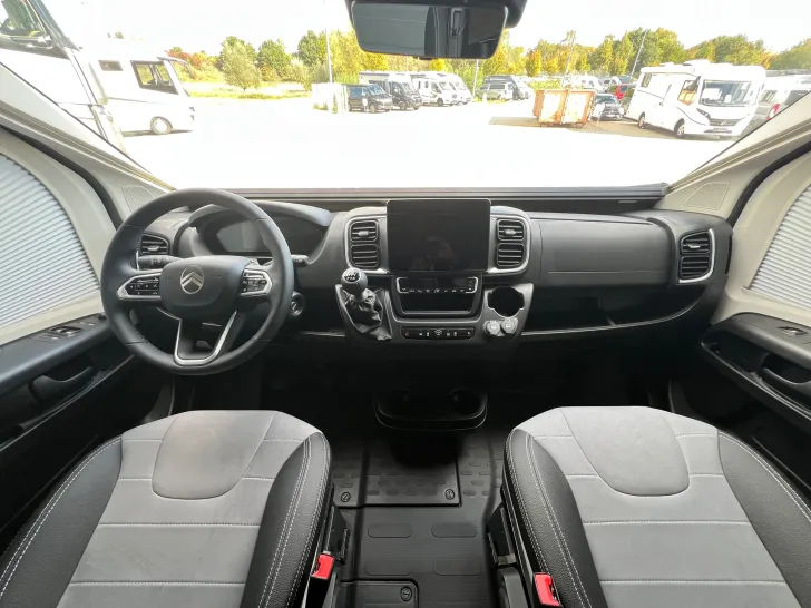 Fahrzeugbild Clever Select Line Runner Active * Schwenkbad * #23