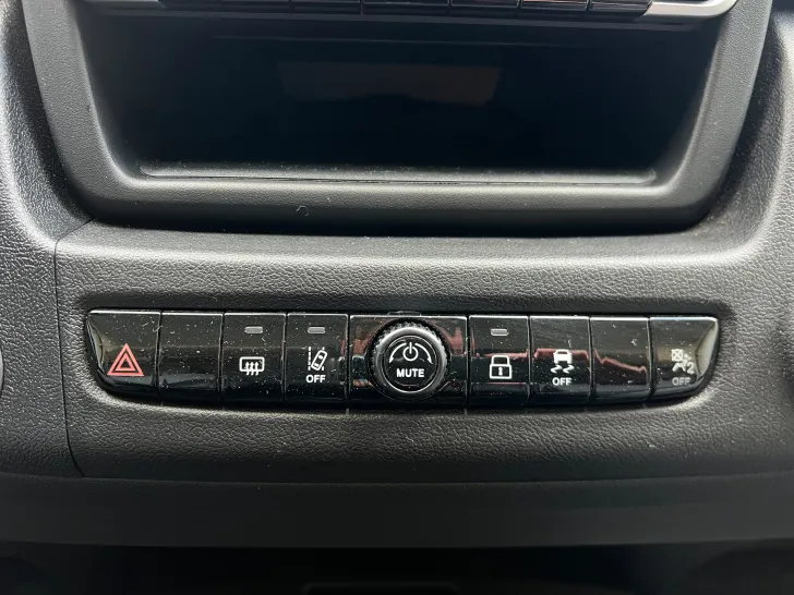 Fahrzeugbild Clever Select Line Runner Active * Schwenkbad * #32