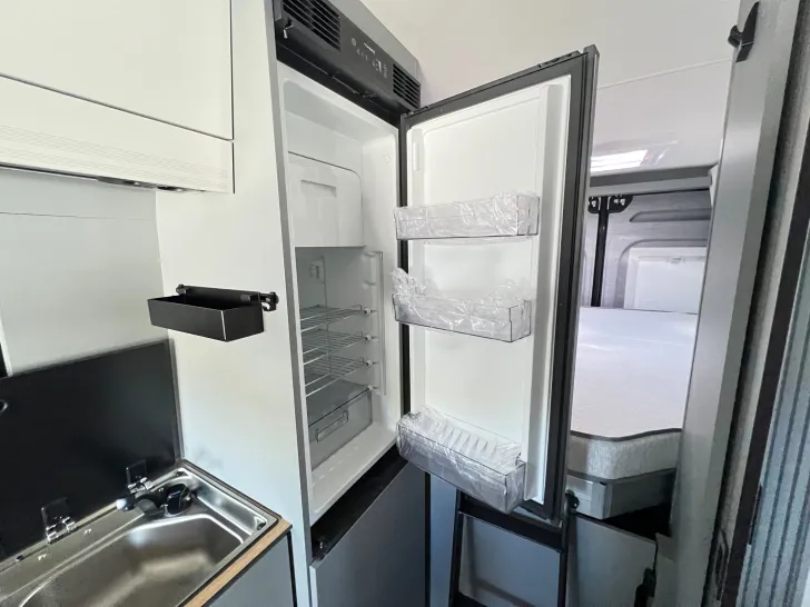 Fahrzeugbild Clever Select Line Runner Active * Schwenkbad * #42