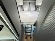 Fahrzeugbild Clever Select Line Runner Active * Schwenkbad * #49