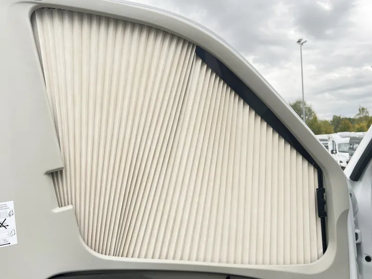 Fahrzeugbild Glücksmobil TEILINTEGRIERTE 741 EB #8