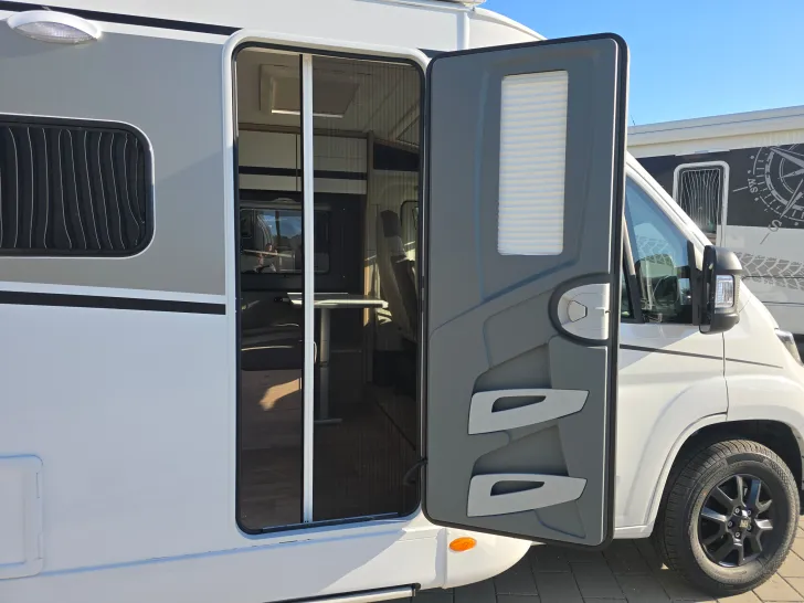 Fahrzeugbild Dethleffs GLOBEBUS CAMP T T4 #18