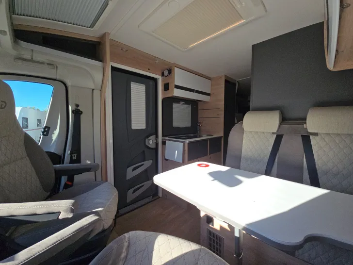 Fahrzeugbild Dethleffs GLOBEBUS CAMP T T4 #36