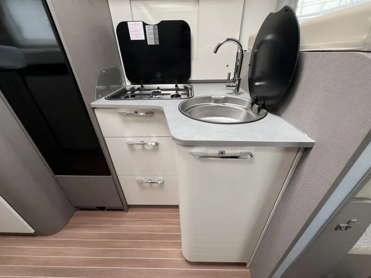 Fahrzeugbild Etrusco T 7300 SB #37