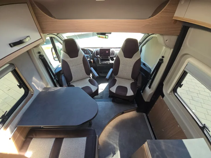 Fahrzeugbild Pössl D-Line 2Win RS Plus #23