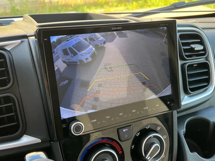 Fahrzeugbild Glücksmobil TEILINTEGRIERTE 741 EB #24