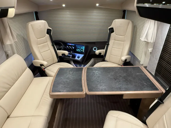 Fahrzeugbild Concorde CHARISMA 910 LI #27