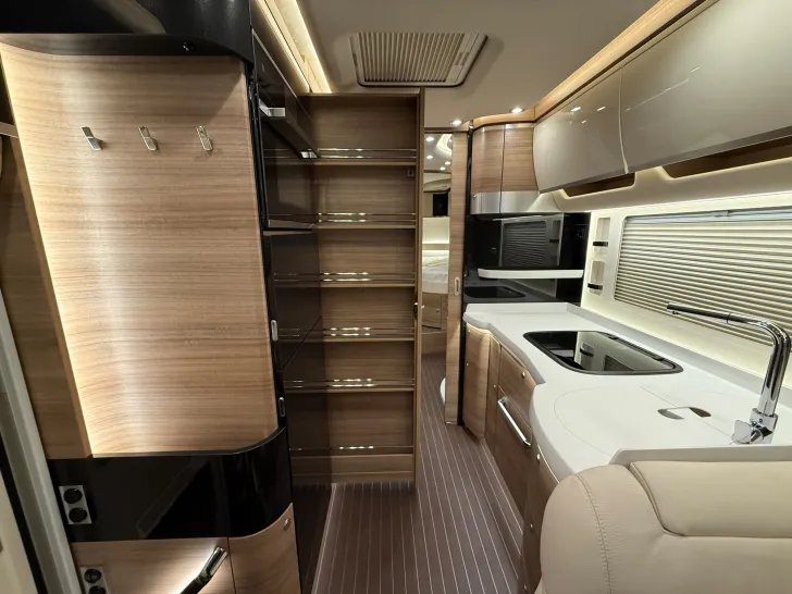 Fahrzeugbild Concorde CHARISMA 910 LI #39