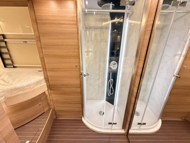Fahrzeugbild Concorde CHARISMA 910 LI #45