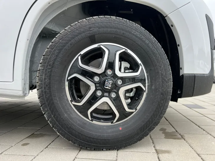 Fahrzeugbild Glücksmobil TEILINTEGRIERTE 741 EB #17