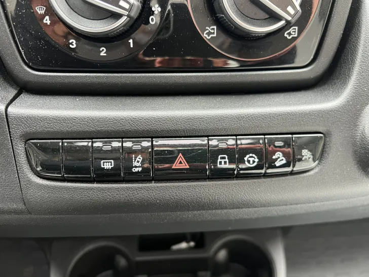 Fahrzeugbild Glücksmobil TEILINTEGRIERTE 741 EB #31