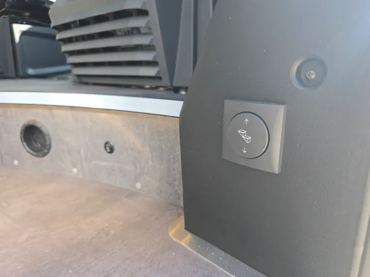 Fahrzeugbild Pössl D-Line Trenta 600 R KAS 330 #27