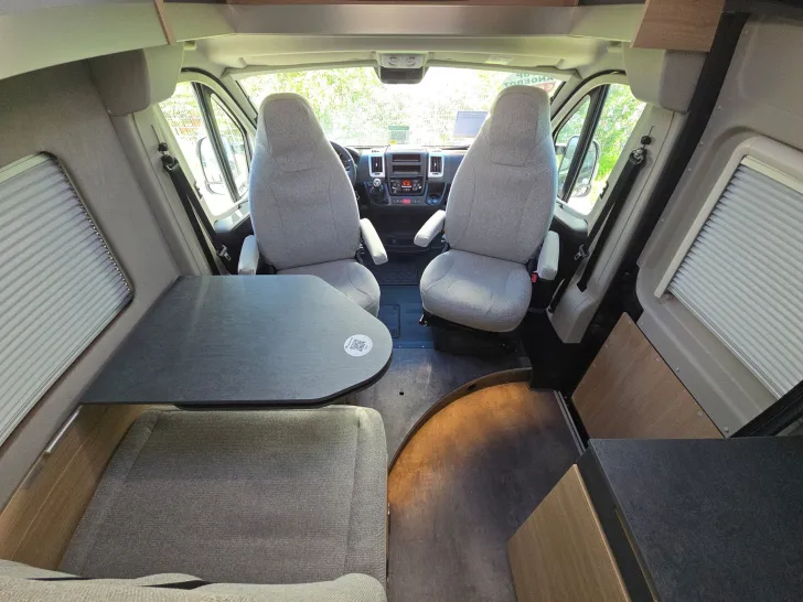 Fahrzeugbild Pössl D-Line Trenta 600 R KAS 330 #28