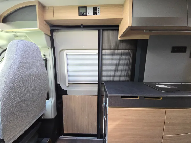 Fahrzeugbild Pössl D-Line Trenta 600 R KAS 330 #40
