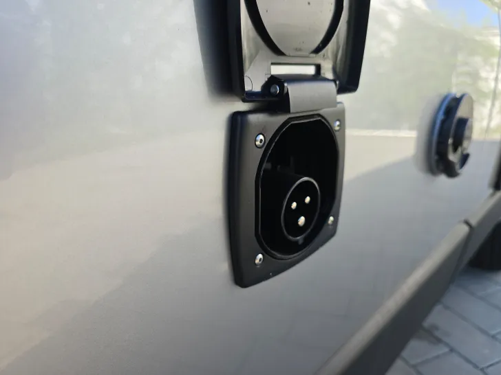 Fahrzeugbild Pössl H-Line Summit Shine 600 R #8