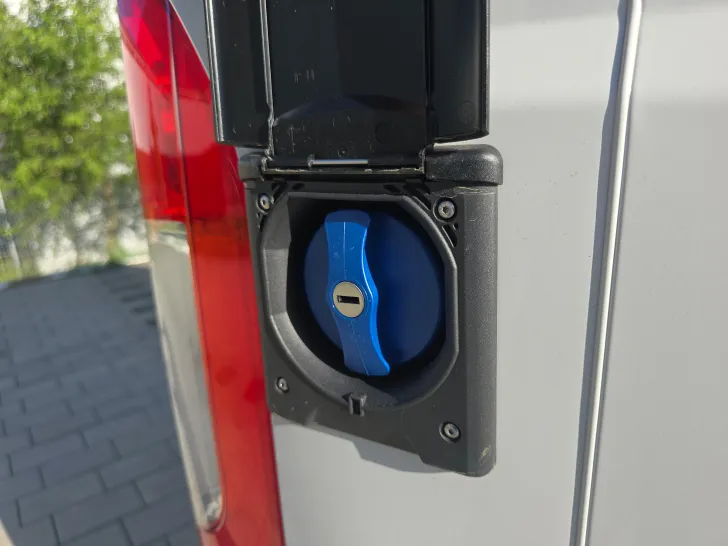 Fahrzeugbild Pössl H-Line Summit Shine 600 R #21