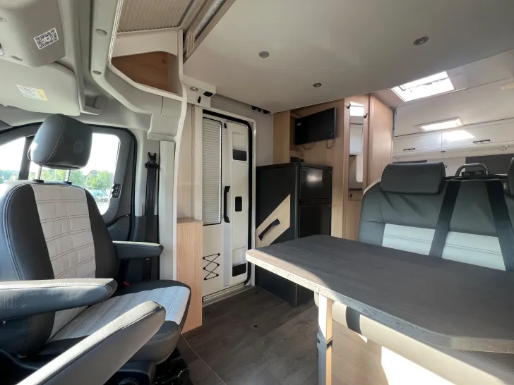 Fahrzeugbild Sunlight FORD ADVENTURE ED T 670 S * 8.523,- sparen! * #35