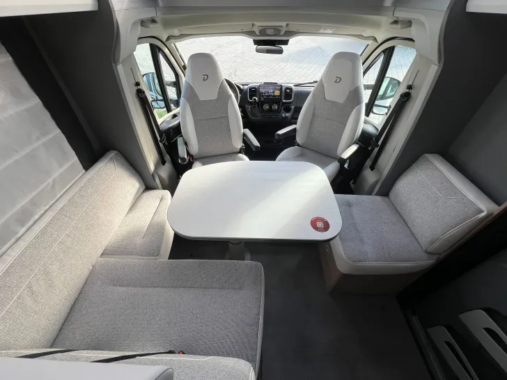 Fahrzeugbild Glücksmobil TEILINTEGRIERTE 741 DBM #20