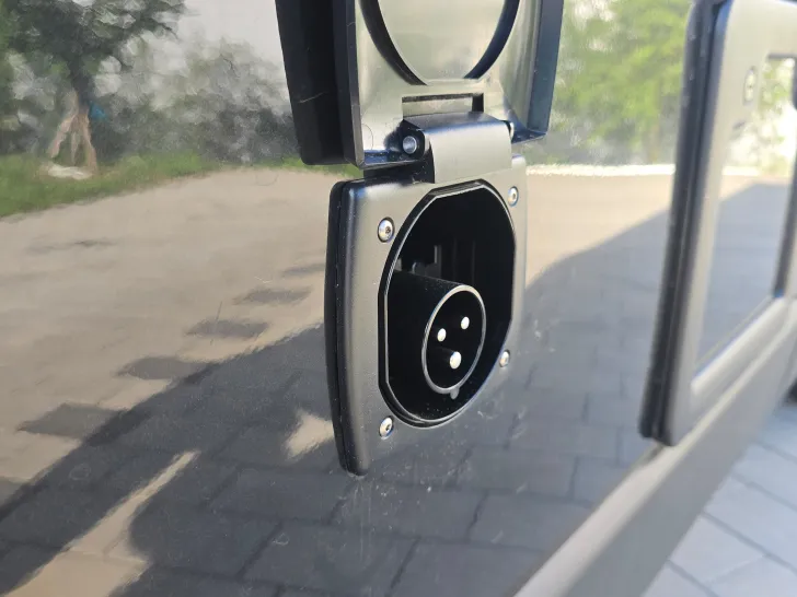 Fahrzeugbild Pössl H-Line Summit Shine 600 L #8
