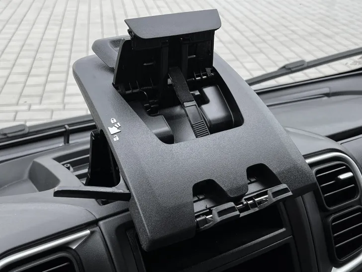 Fahrzeugbild Pössl D-Line Trenta 540 R #33