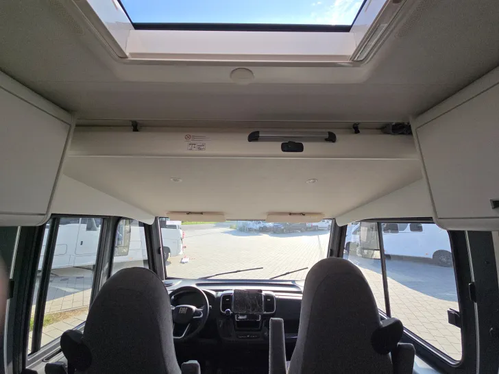Fahrzeugbild Sunlight INTEGRIERT I 69 L #19