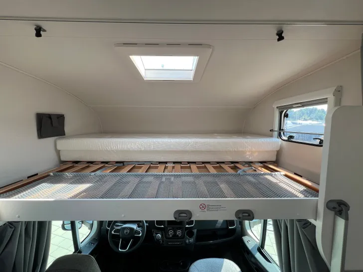 Fahrzeugbild Sunlight ALKOVEN A 70 #23