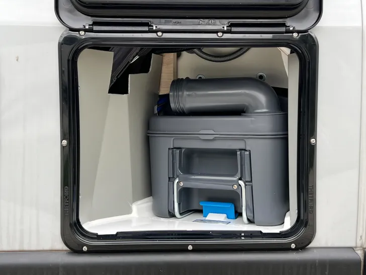 Fahrzeugbild Clever Select Line TOUR 540 #11
