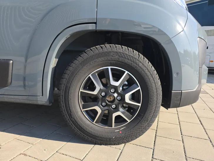 Fahrzeugbild Pössl H-Line Summit Shine 600 R #23