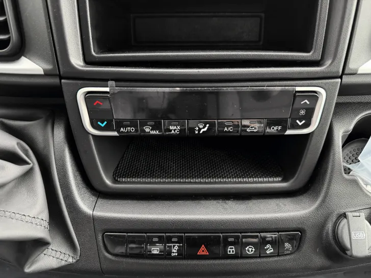 Fahrzeugbild Dethleffs TREND T 7057 EB #30