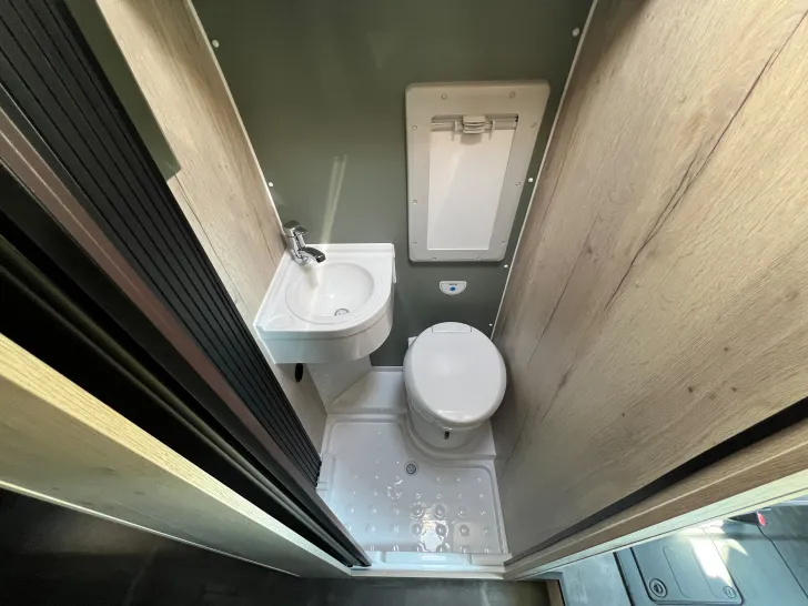 Fahrzeugbild Clever Van DUO 600 #46