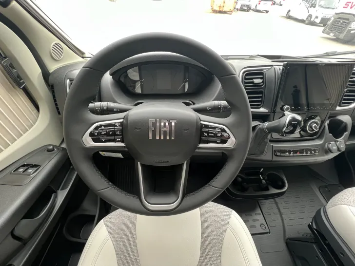 Fahrzeugbild Glücksmobil TEILINTEGRIERTE 741 EB #26