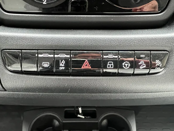 Fahrzeugbild Glücksmobil TEILINTEGRIERTE 741 EB #35