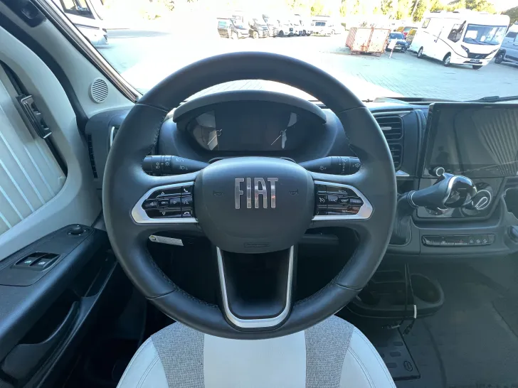 Fahrzeugbild Glücksmobil TEILINTEGRIERTE 741 DBL #25