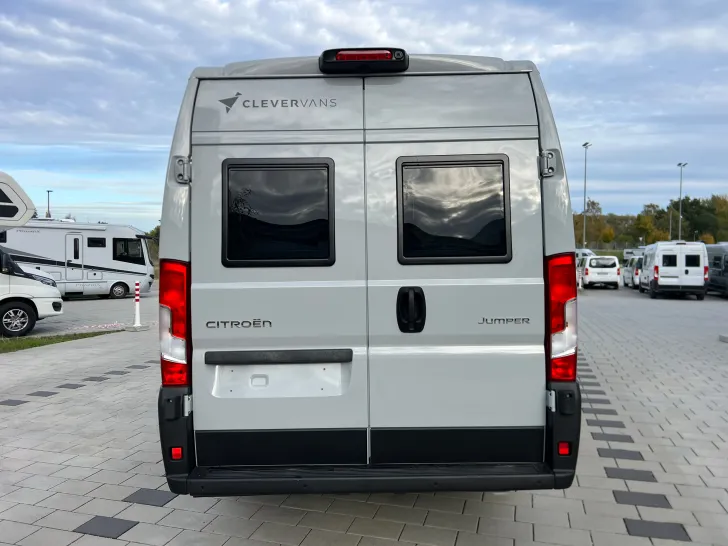 Fahrzeugbild Clever Select Line Runner #11