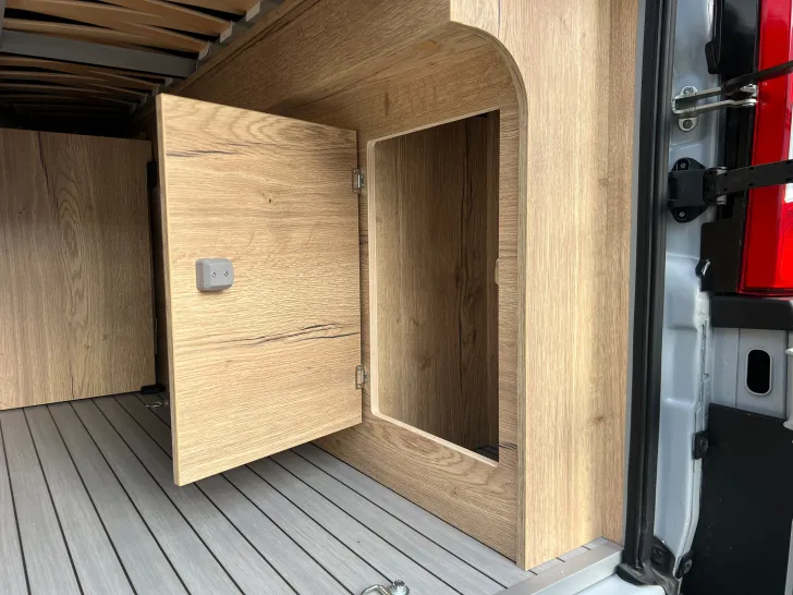 Fahrzeugbild Clever Select Line Runner #17
