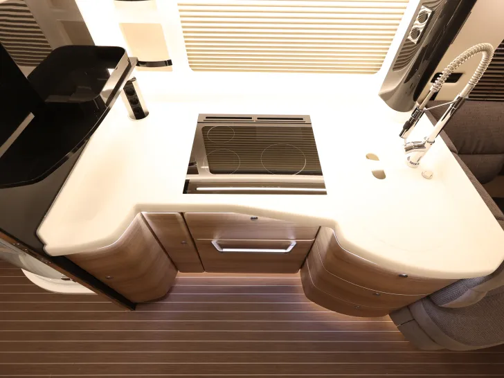 Fahrzeugbild Concorde CRUISER MB 950 LSA #28