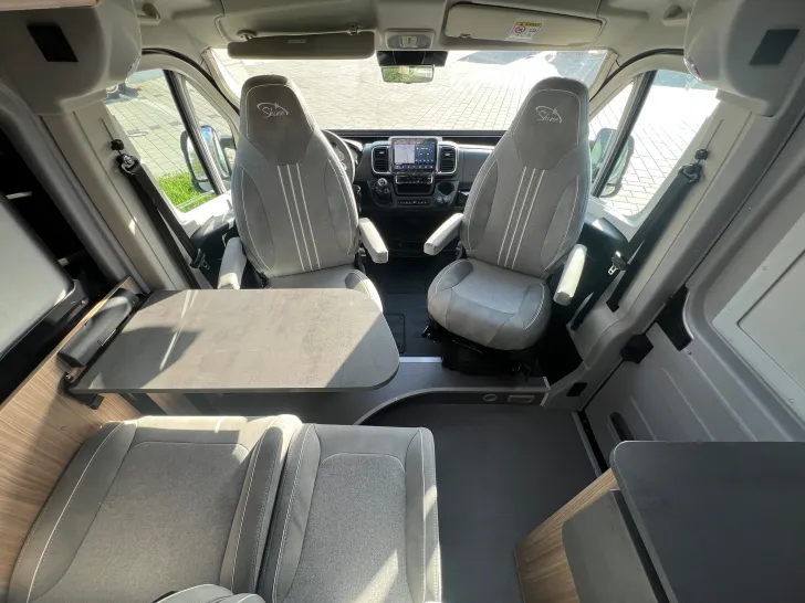 Fahrzeugbild Pössl H-Line Summit Shine 600 L Elegance #25